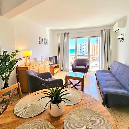 Paola V Comfort 100 M Away, Ideal Vacation 아파트 칼페